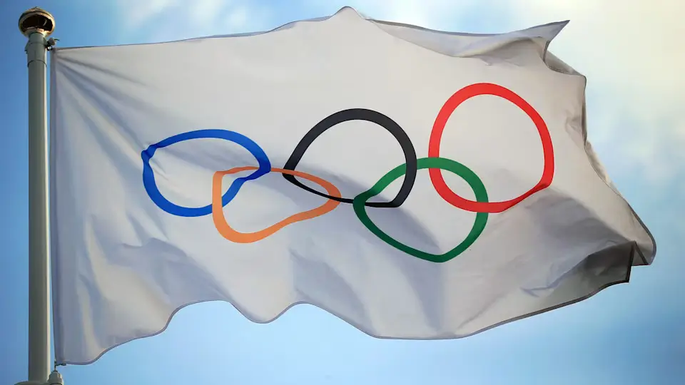 Bendera IOC. (Foto: olympics.com)