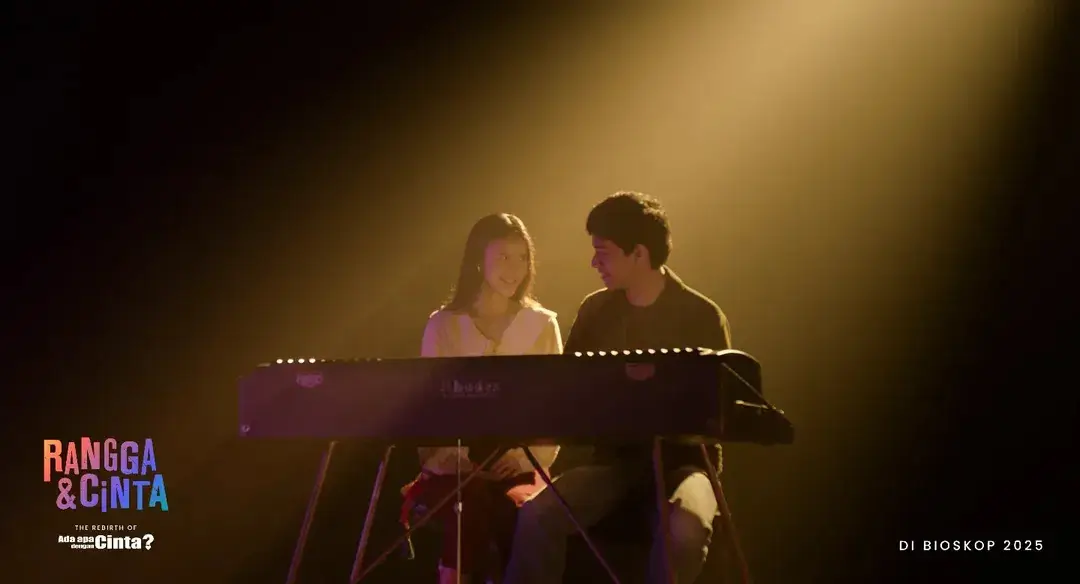 Foto: Leya Princy sebagai Cinta dan El Putra sebagai Rangga dalam Film Rangga & Cinta (Instagram/@filmranggacinta)