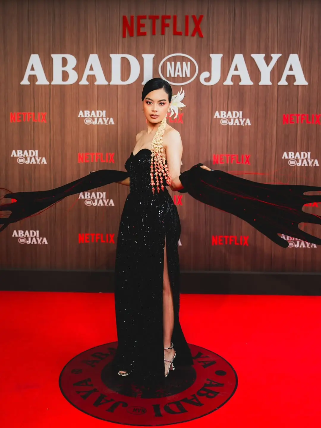 Perjalanan Karier Eva Celia  Penyanyi dan Aktris Multitalenta Bintang Film Viral  Abadi Nan Jaya