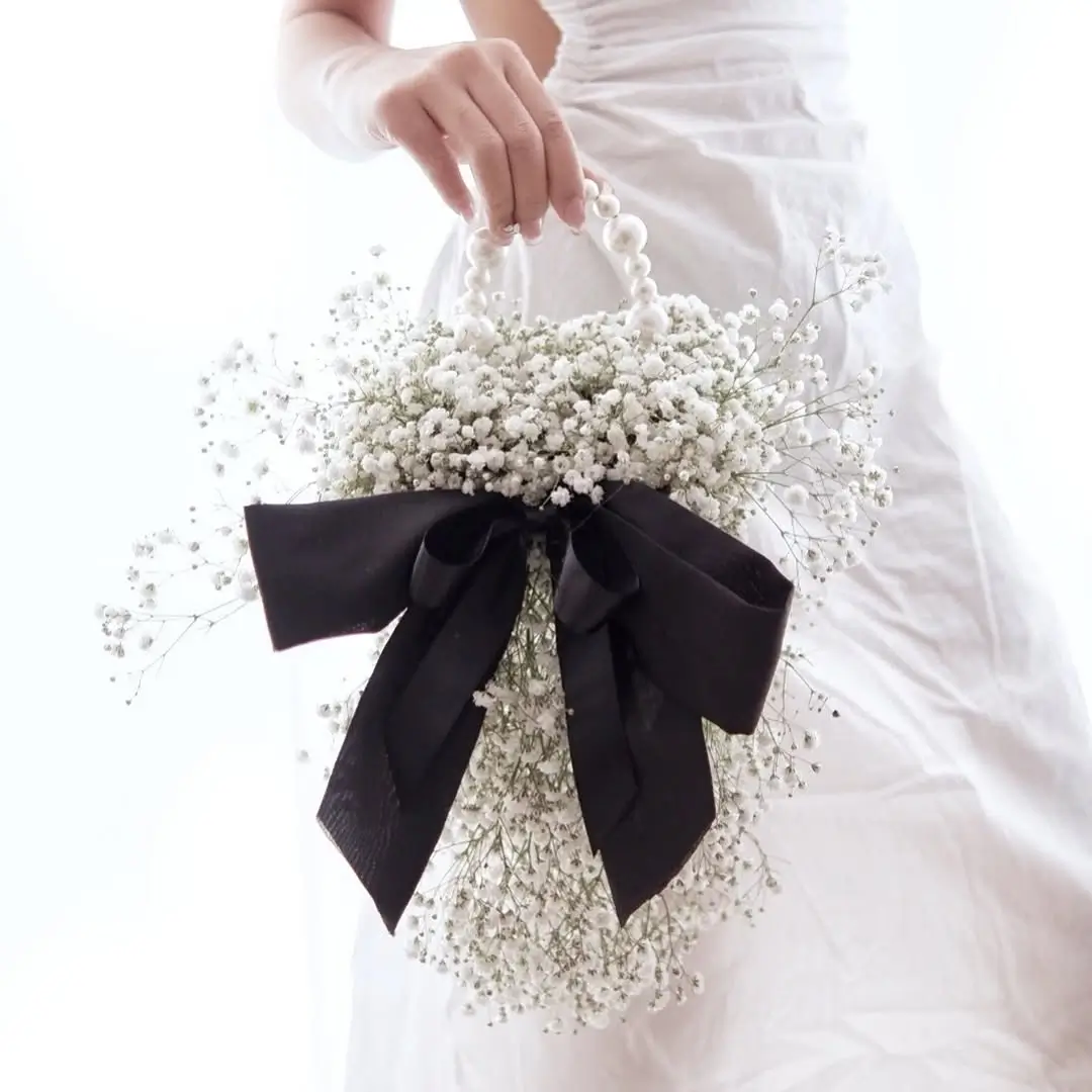 Bouquet purse. (Foto: Instagram/bloomette_fleuriste)