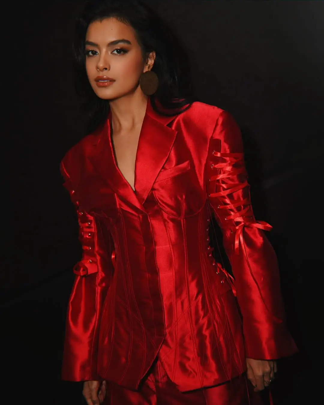 Perjalanan Karier Eva Celia  Penyanyi dan Aktris Multitalenta Bintang Film Viral  Abadi Nan Jaya