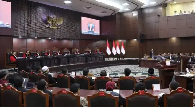 Suasana sidang lanjutan pemeriksaan Perselisihan Hasil Pemilu di ruang sidang Mahkamah Konstitusi (MK), Jakarta pada Rabu (23/09/26). (Foto: mkri.id)