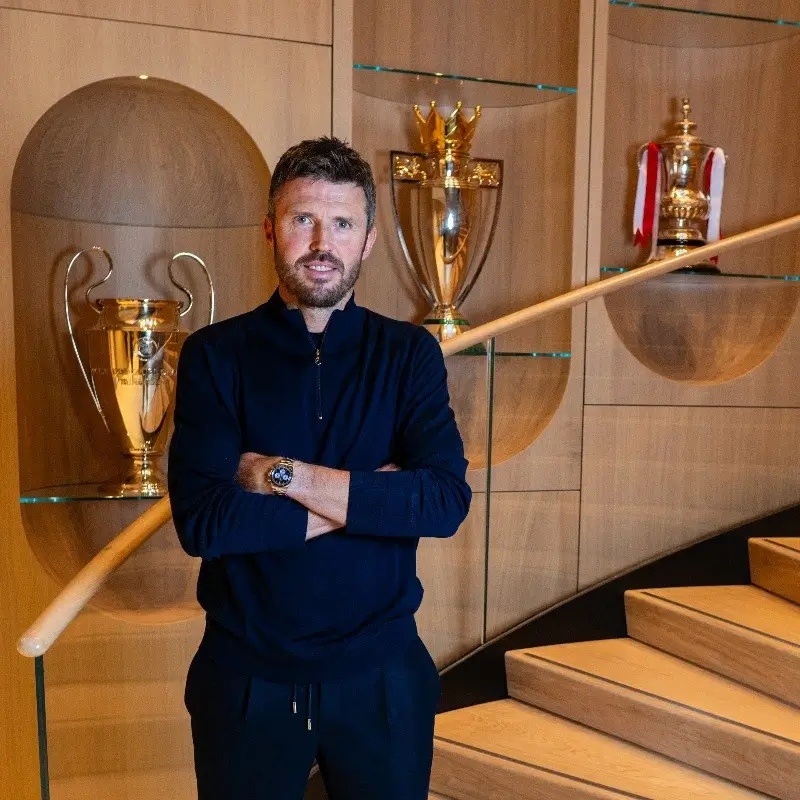 Masa depan Michael Carrick sebagai pelatih Manchester United berada dalam ketidakpastian. Foto X Manchester United.
