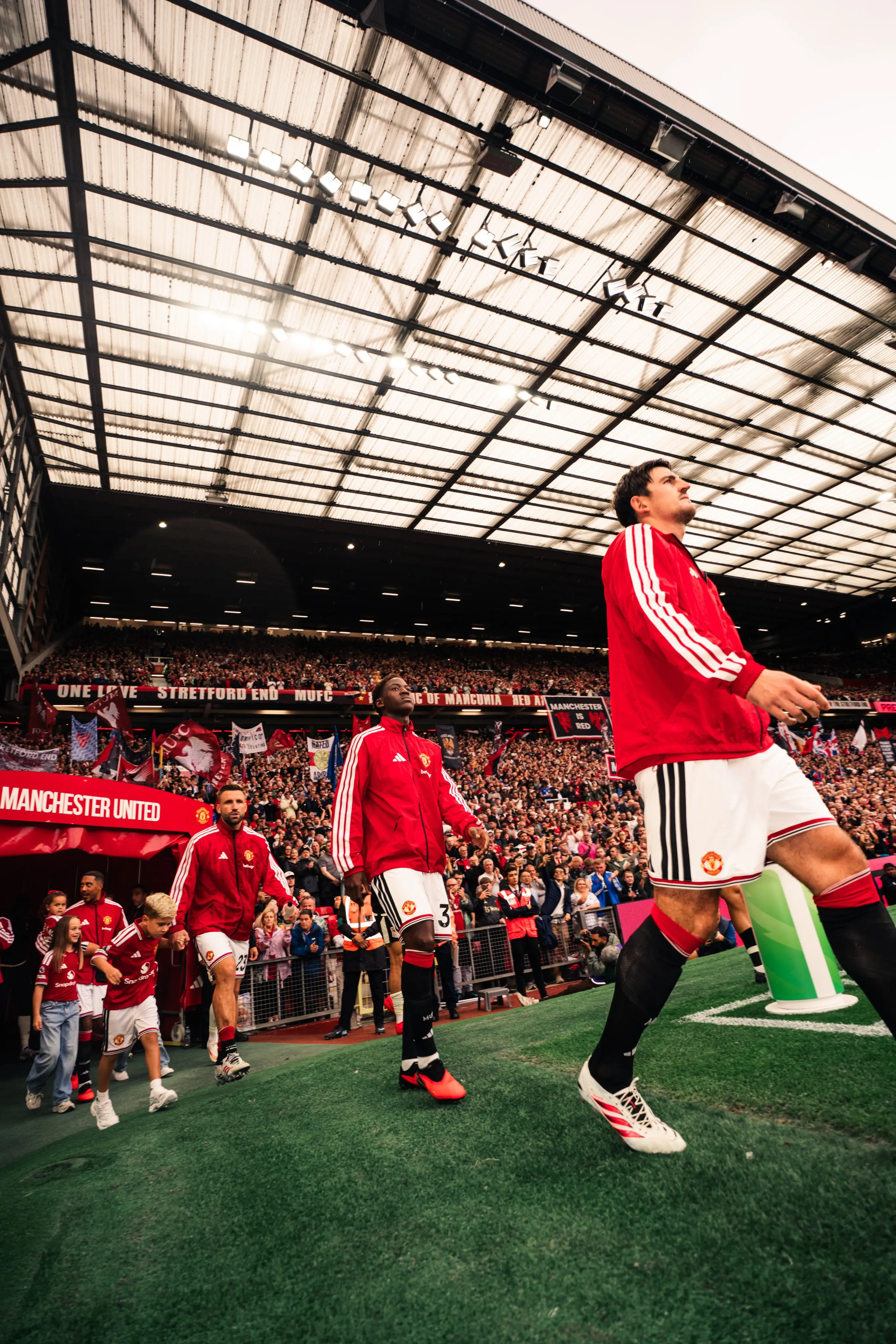 Manchester United gagal mengalahkan sepuluh pemain Tottenham Hotspur. Foto X Manchester United.