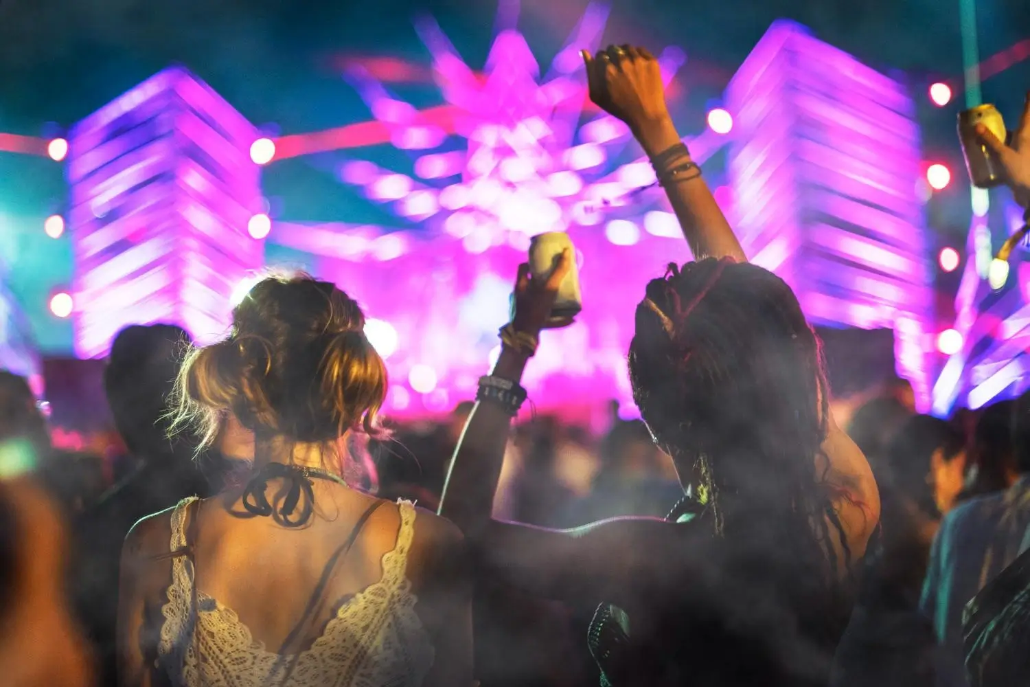 Foto: Ilustrasi Konser (freepik.com photo by rawpixel.com)