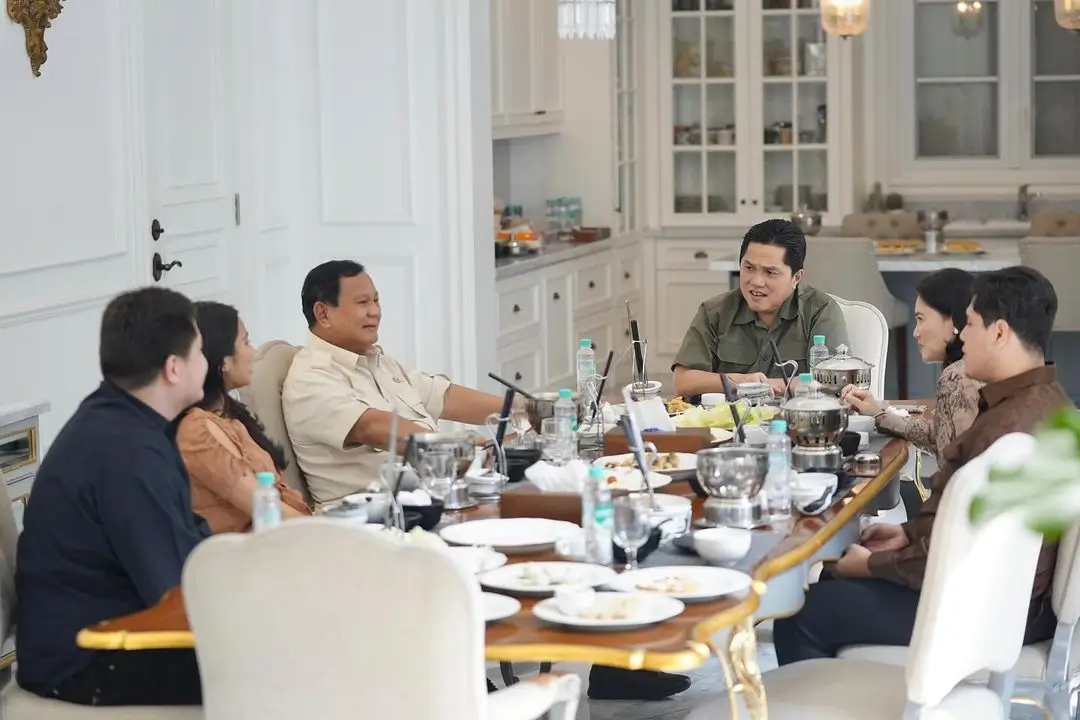 Bakal capres usungan Koalisi Indonesia Maju (KIM) makan bersama Erick Thohir dan keluarga. (Foto: Instagram/prabowo)