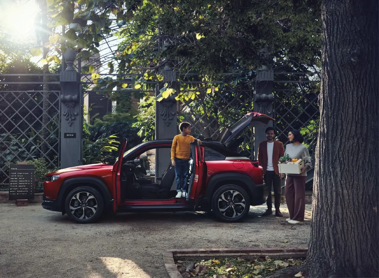 Rilis sebagai Mobil Listrik Pertama Mazda di Indonesia  Mazda MX 30 Dibanderol Rp860 Juta