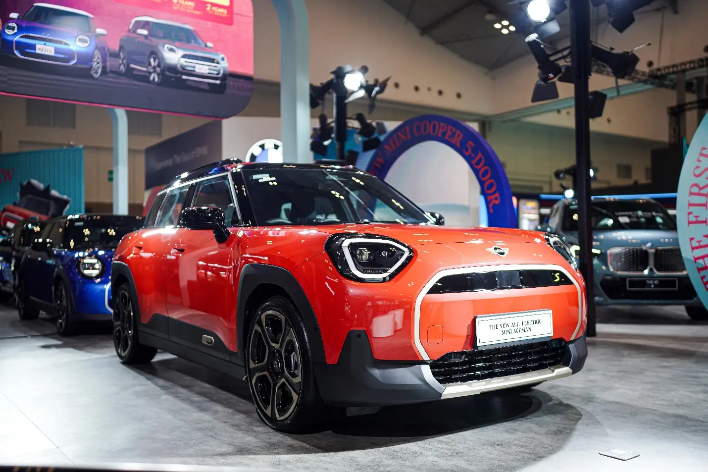 Meluncur di Indonesia Lewat GJAW 2024  MINI Aceman Hadir sebagai Crossover Listrik Seharga Rp1 1 Miliar