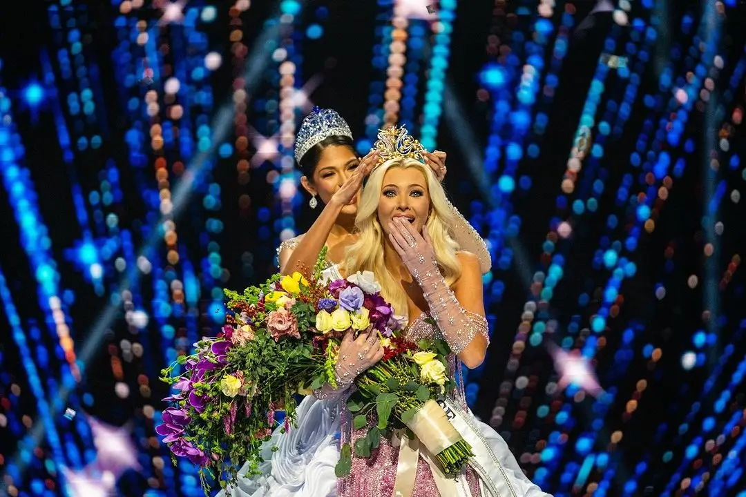 Foto: Miss Denmark Victoria Kjaer Dinobatkan sebagai Miss Universe 2024 (instagram.com/missuniverse)
