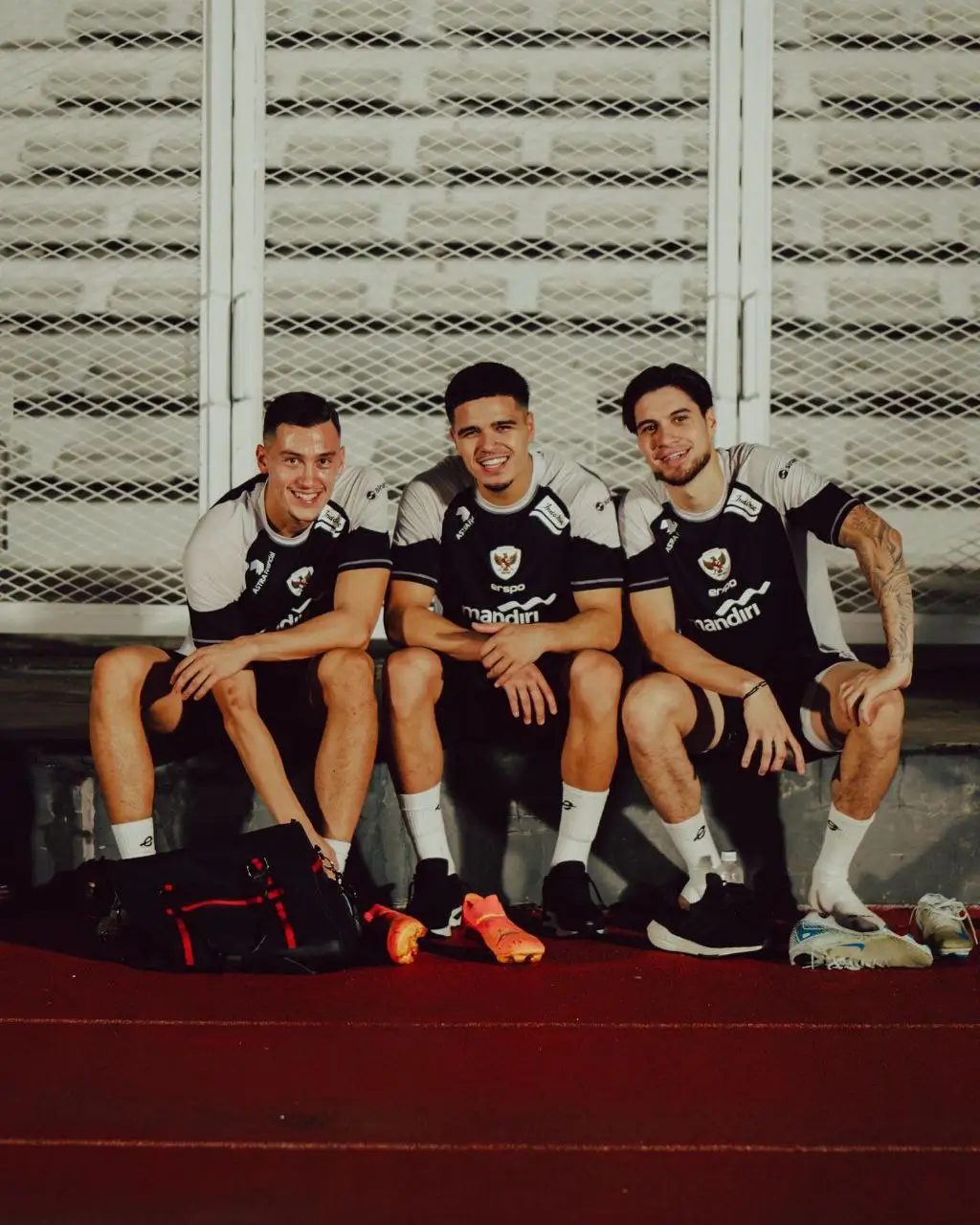 Kevin Diks telah bergabung dengan Timnas Indonesia. Foto Instagram Kevin Diks.