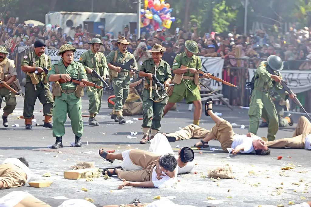Parade Surabaya Juang 2024. (Foto: MC Prov Jatim/Henry)