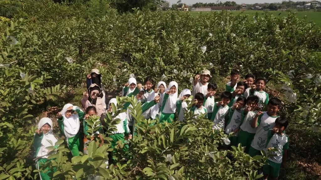 Rohim Ariful  Pemuda di Balik Eduwisata Ndalem Kerto di Ponorogo yang Usung Sustainable Tourism