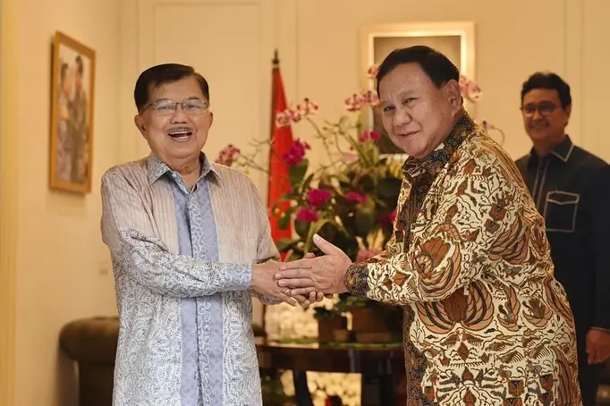 Wakil Presiden ke-10 dan ke-12 RI, Jusuf Kalla bersama Presiden ke-8 RI, Prabowo Subianto (07/05/23). (Foto: Instagram/jusufkalla)