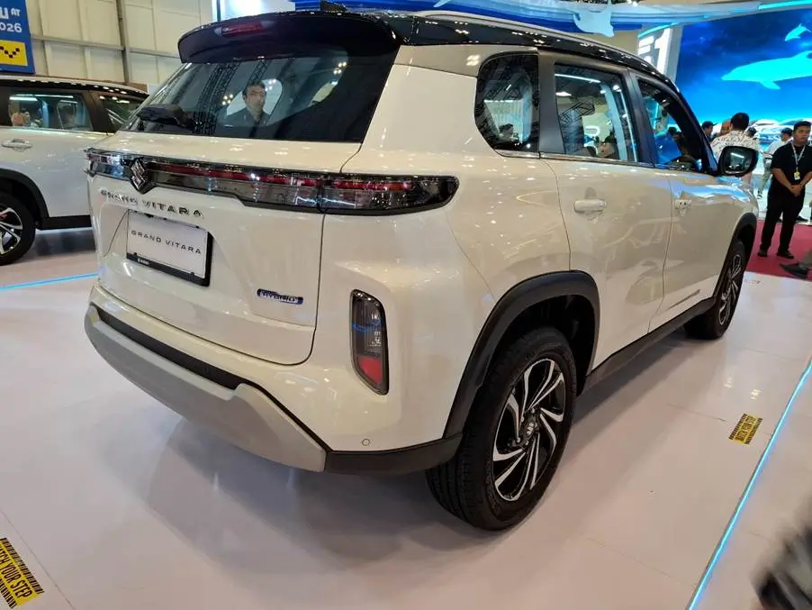 Lebih Modern dan Nyaman  Pembaruan Suzuki Grand Vitara Meluncur di GJAW 2025