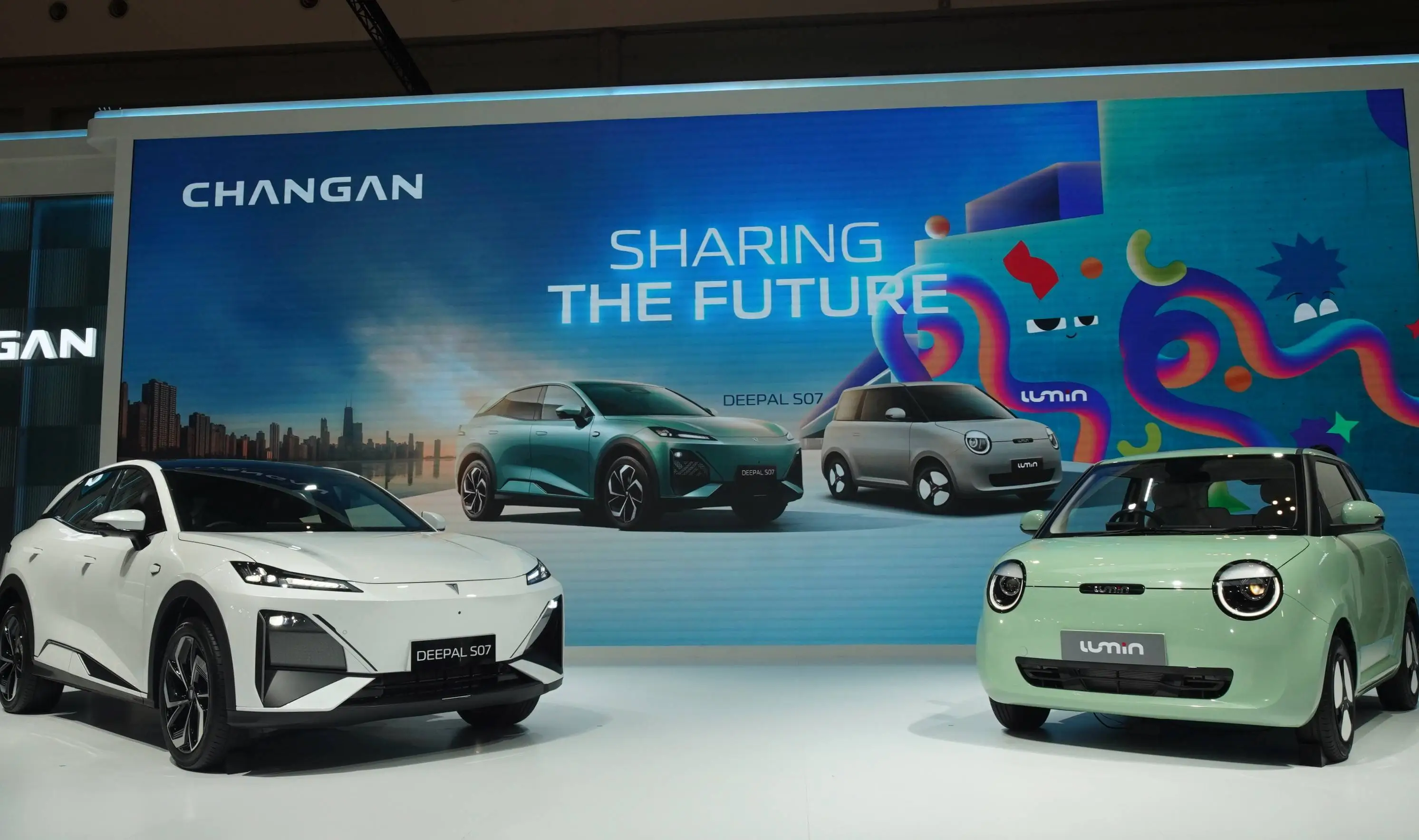 Changan Deepal S07 dan Changan Lumin di GJAW 2025. (Foto: Dok. Changan)
