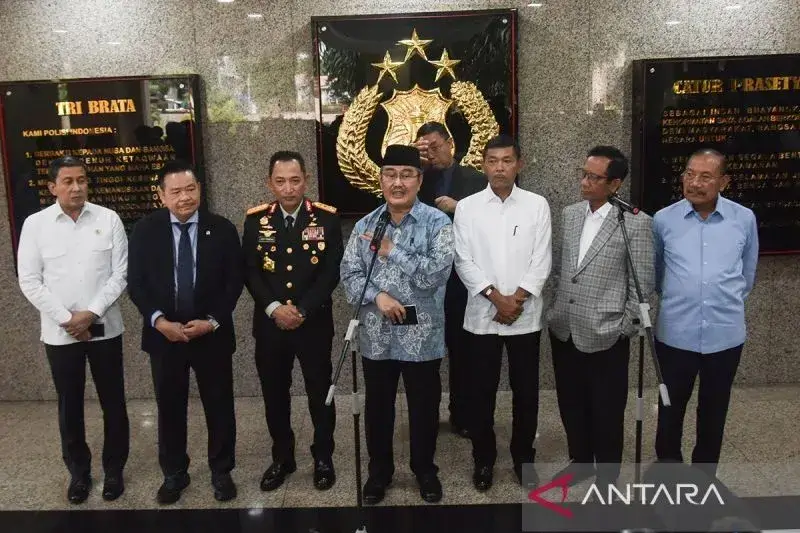 Prabowo Beri Panggung untuk Pendukung Jokowi