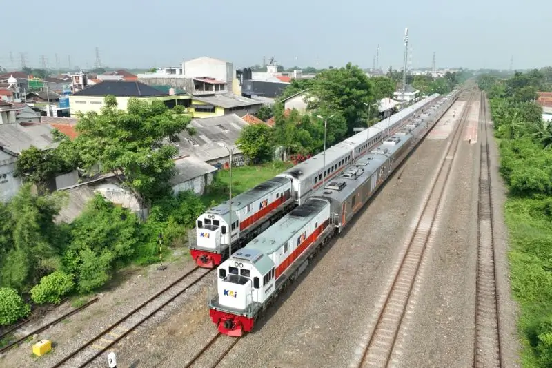 Ilustrasi - Kereta Api Jarak Jauh (KAJJ). PT Kereta Api Indonesia (Persero) Daerah Operasi 1 Jakarta (Foto: ANTARA/HO-PT KAI Daop 1 Jakarta)