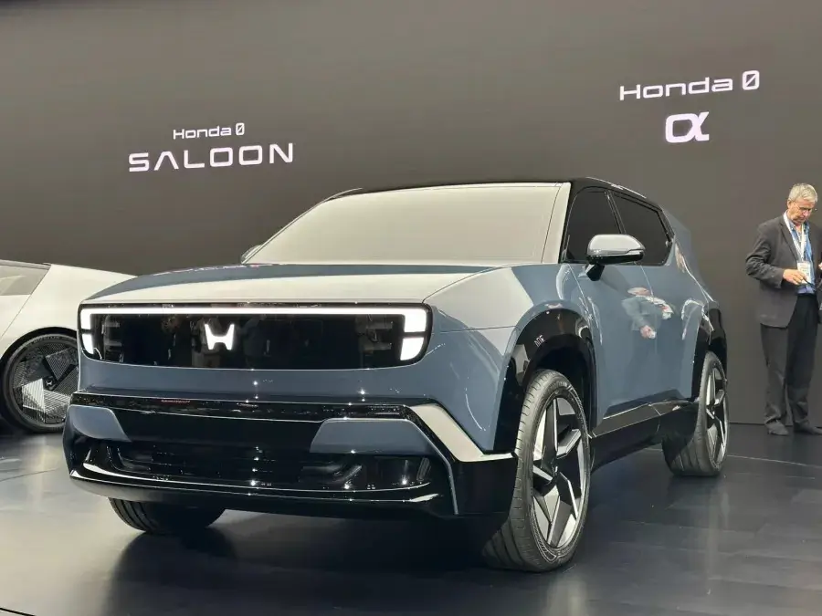Honda 0 Alpha Debut di Japan Mobility Show 2025  SUV Futuristik Generasi Baru yang Siap Dipasarkan Mulai 2027