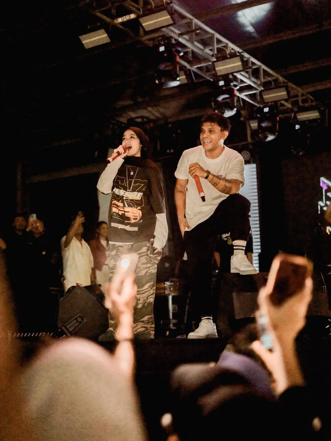 Mengubah Nasib Lewat Musik Kisah Siprianus Bhuka Pencipta Lagu Tabola Bale yang Menangkan 3 Piala AMI Awards 2025