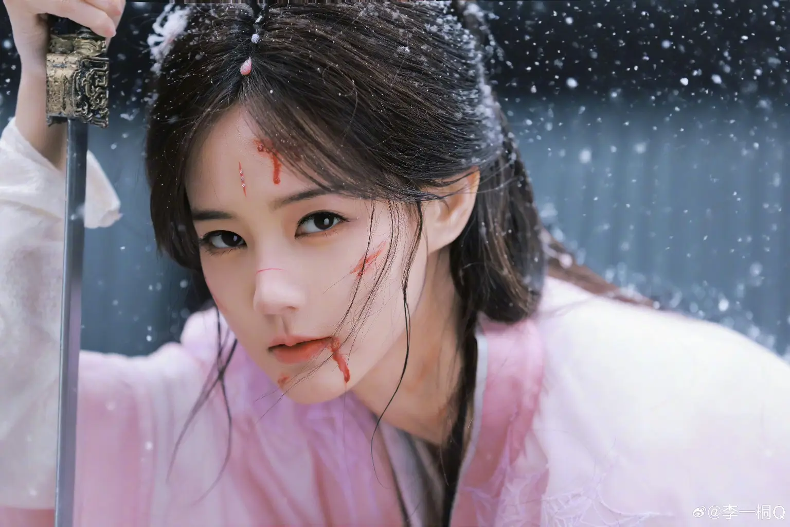 Li Yi Tong  Adu Akting dengan Cheng Yi Lewat Drama Sword and Beloved
