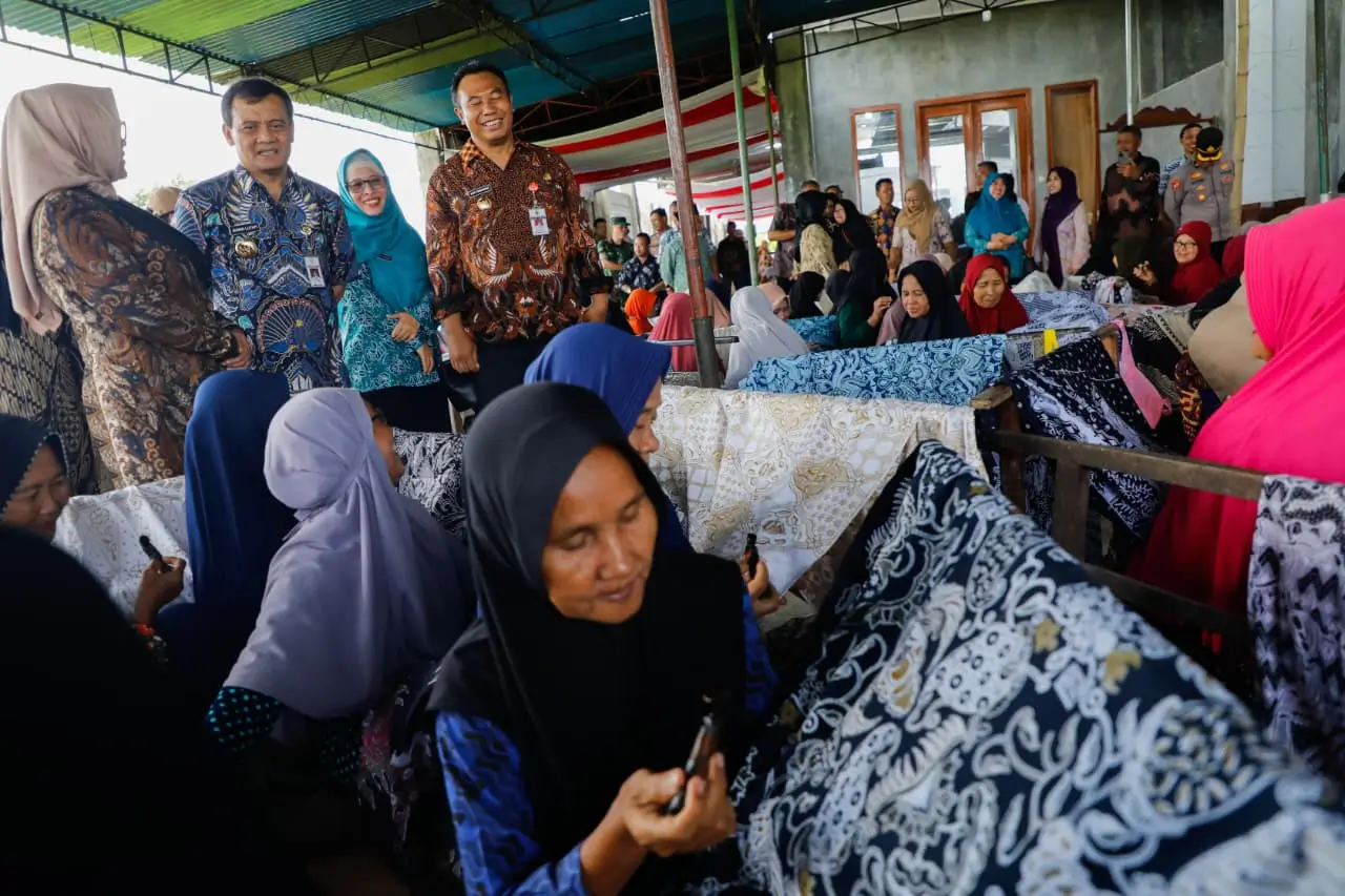 Batik Sragen. (Foto: Instagram/jatengprov.go.id)