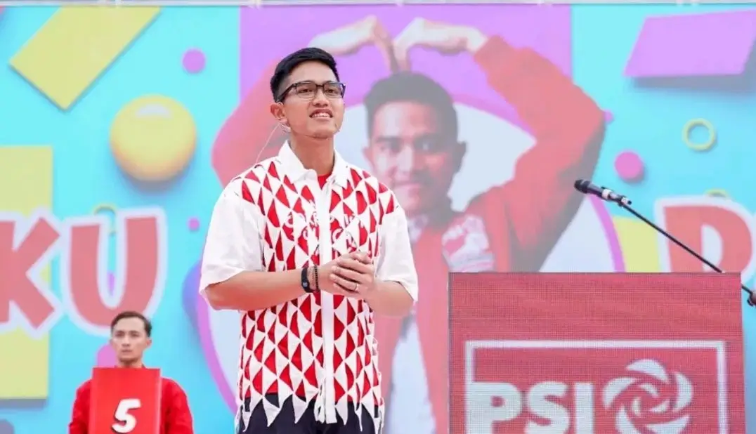 Ketua Umum PSI Kaesang Pangarep di acara HUT Ke-9 PSI di Stadion Jatidiri, Semarang, Jawa Tengah, Sabtu (9/12/23). (Foto: Instagram/psi_id)