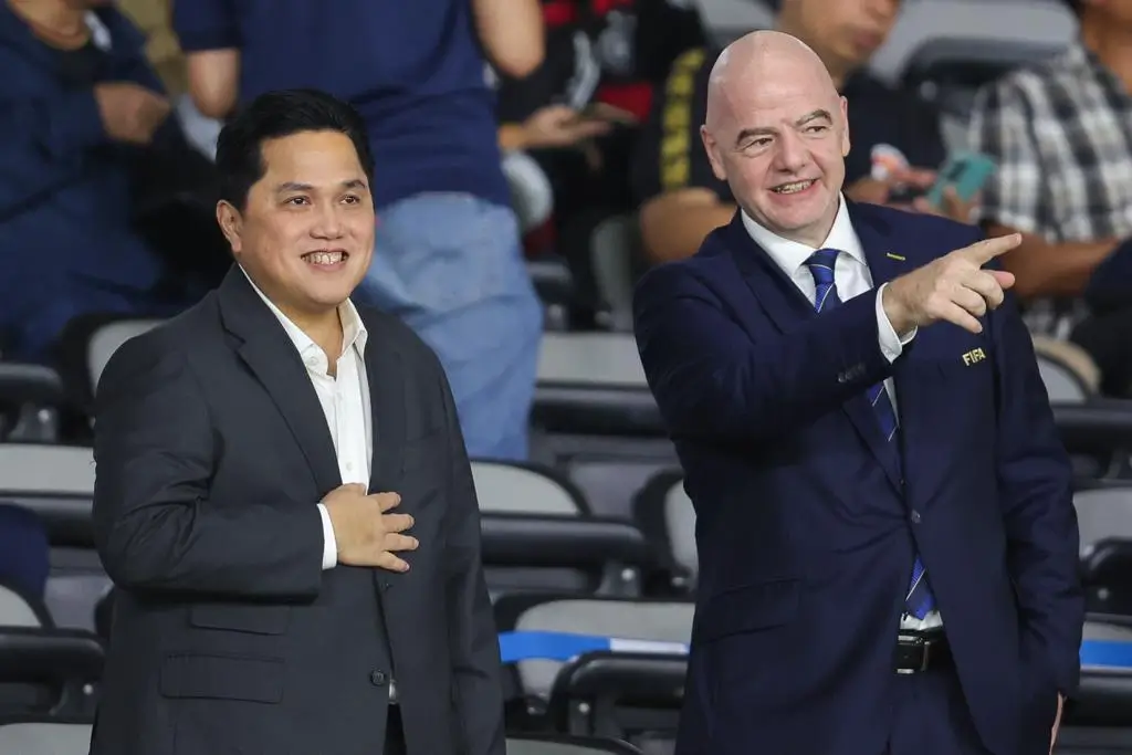 Ketua Umum PSSI, Erick Thohir dengan Presiden FIFA, Gianni Infantino. (Foto: Istimewa)