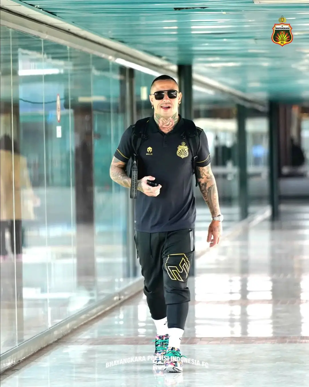 Wow  Bhayangkara Presisi Indonesia Gaji Radja Nainggolan Rp5 Miliar