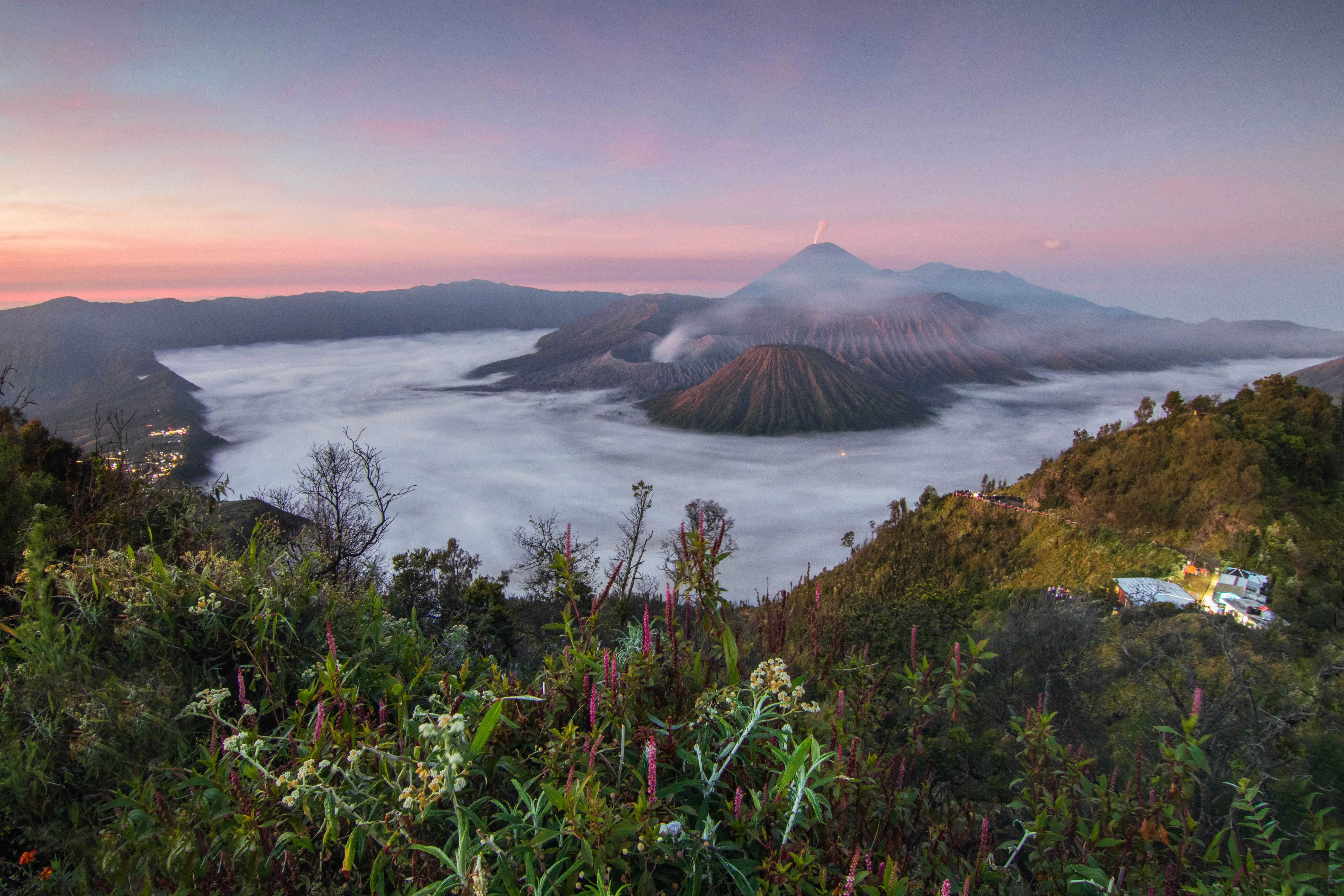 Gunung Bromo dan Keindahannya yang Menarik Wisatawan Mancanegara