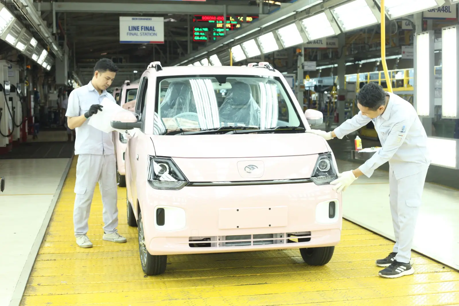 Mobil listrik Seres E1 mulai produksi di dalam negeri. (Foto: Istimewa)