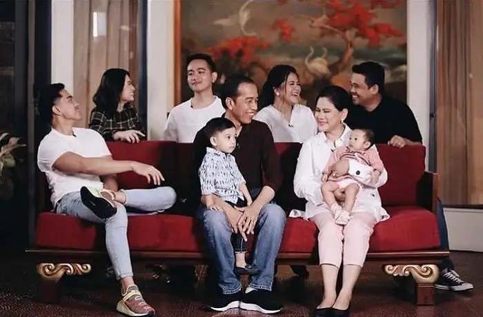 Presiden Ke-7 RI beserta keluarga. (Foto: Instagram/jokowi)
