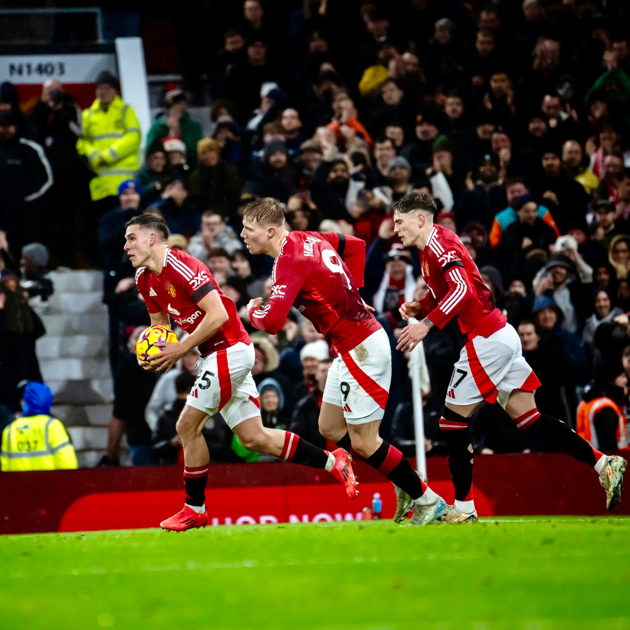 Manchester United menelan dua kekalahan beruntun di Premier League. (Foto: X Manchester United)