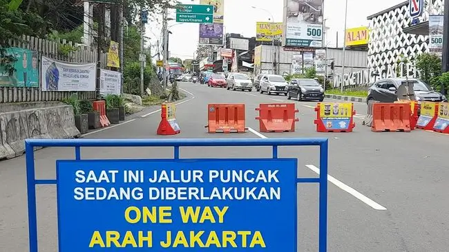 Foto: Ilustrasi One Way Kawasan Puncak, Bogor (tribatanews.jabar.polri.go.id)