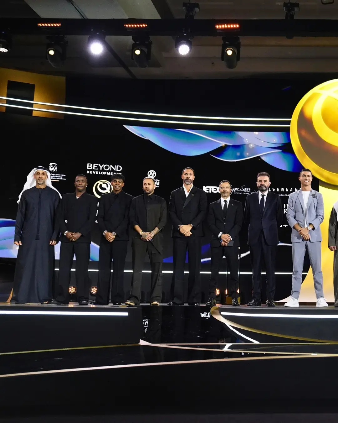 Cristiano Ronaldo Senggol Ballon d Or dan Manchester United Setelah Menangkan 2 Penghargaan Globe Soccer Awards