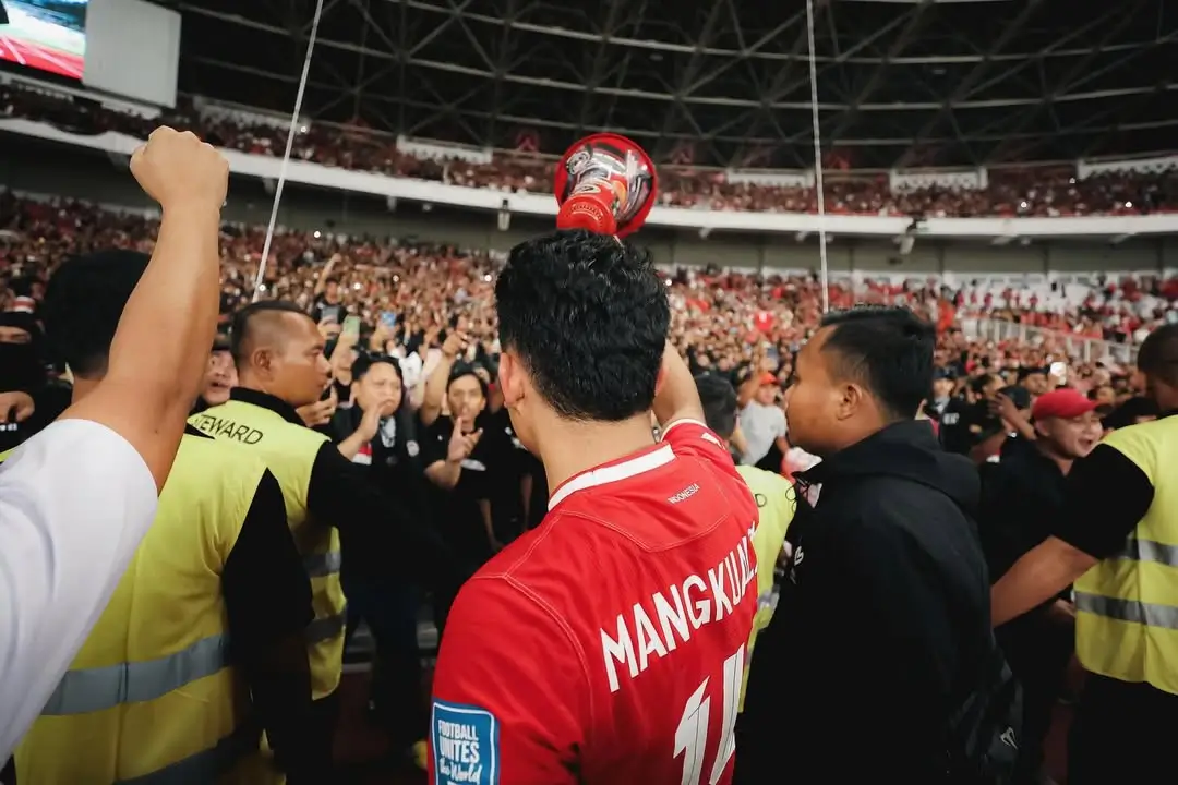 Gol Timnas Indonesia ketika berhadapan dengan Timnas Myanmar di Piala AFF 2024 resmi menjadi milik kiper Timnas Myanmar, Zin Nyi Nyi Aung bukan Asnawi Mangkualam. Foto: PSSI