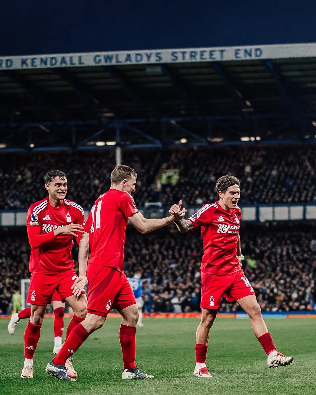 Nottingham Forest menjadi kedua yang terbaik di Premier League musim 2024-2025. Foto: Istimewa