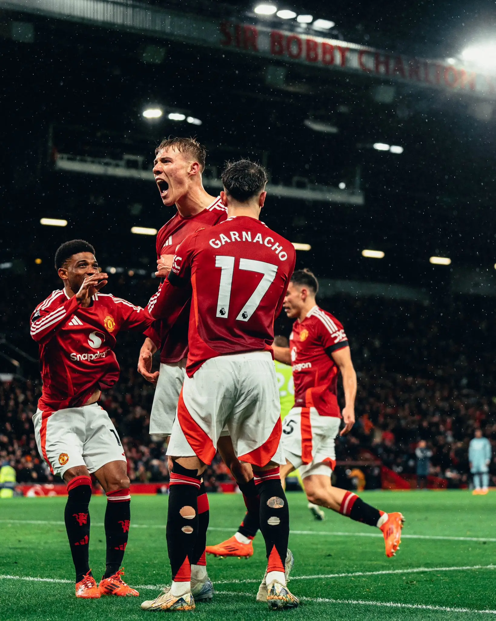 Penyakit Manchester United Memang Akut  Sudah Ganti Pelatih Masih Sering Kalah Juga