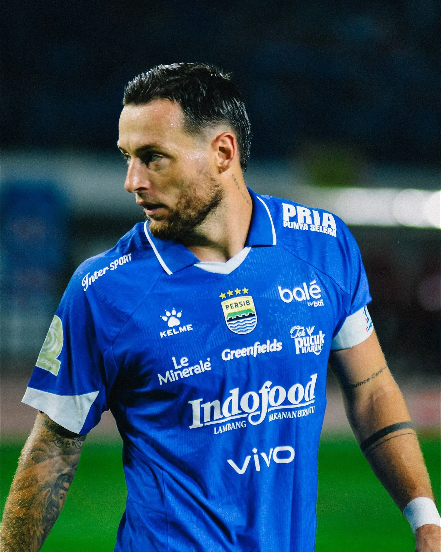 2 Pemain Timnas Indonesia Nyaris Adu Jotos saat Malut United 2 0 Persib Berakhir Saling Memaafkan