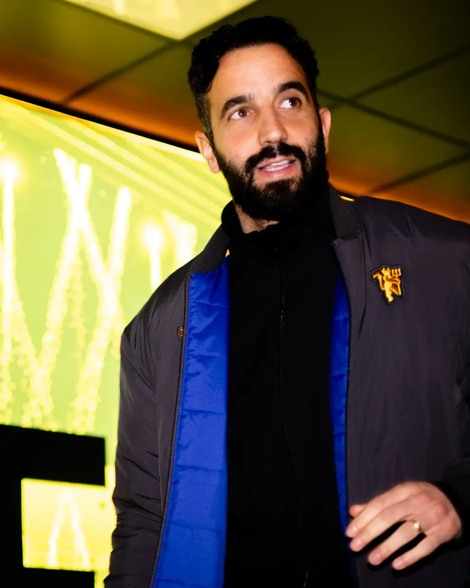 Pelatih Manchester United, Ruben Amorim, mengakui performa timnya belum memenuhi standar klub. Foto X Manchester United.