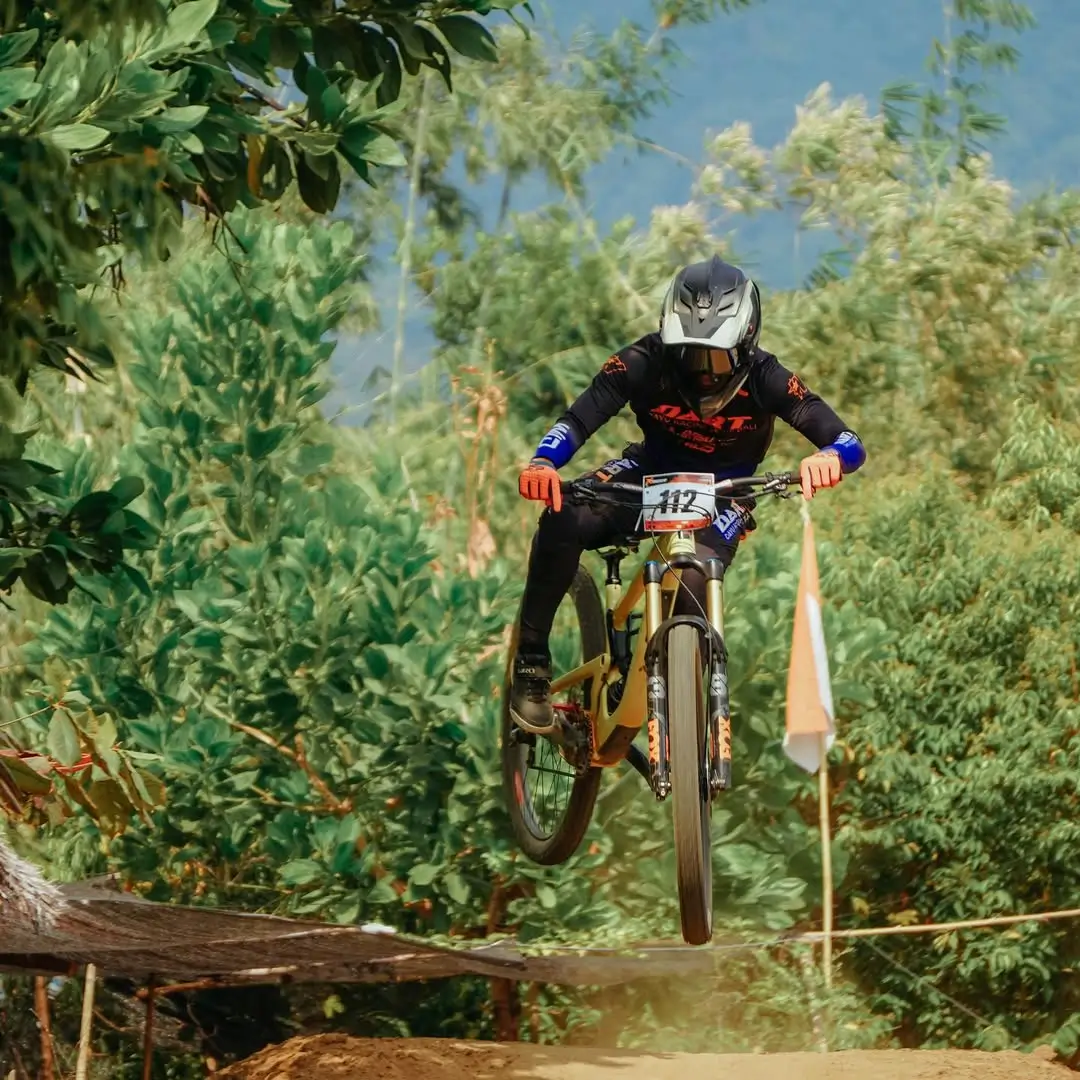 Sosok Rendy Varera Sanjaya  Atlet Balap Sepeda yang Awali Raihan Medali Indonesia di SEA Games 2025