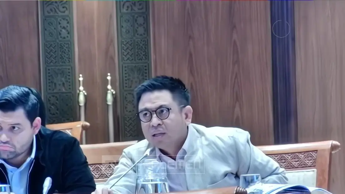 Anggota Komisi I DPR, Endipat Wijaya. (Foto: Tangkapan layar YouTube/TVR Parlemen)
