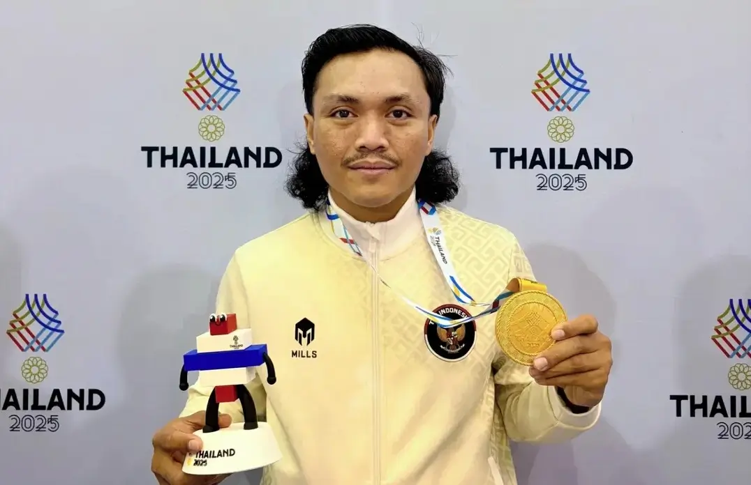 Adi Darmawan, peraih medali emas di SEA Games 2025. (Foto: Instagram/adidl_12)