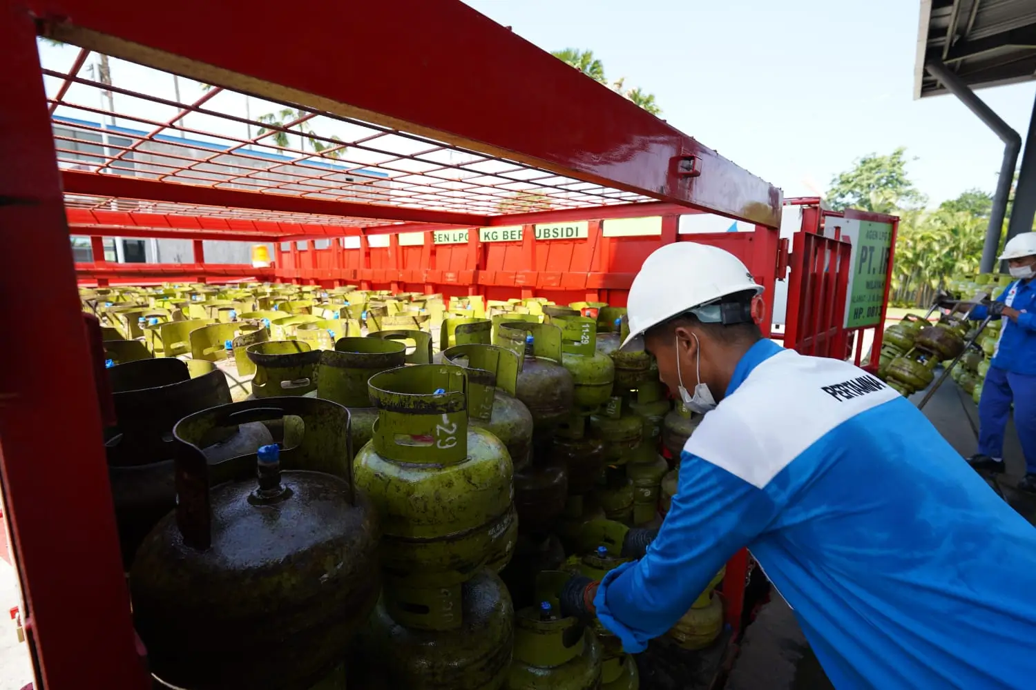 Pertamina Distribusikan Lebih Dari 100 Ribu Tabung LPG 3kg Melalui Operasi Pasar di 9 Kab Kota di Aceh