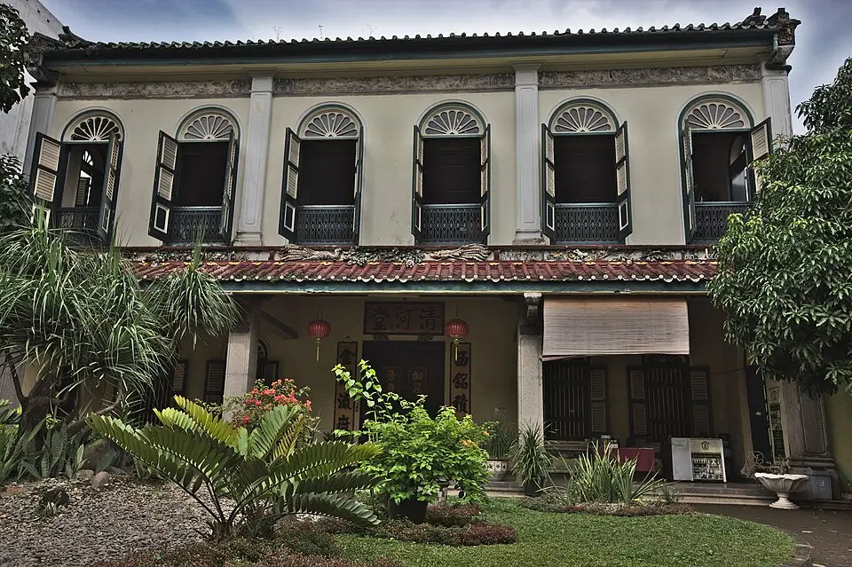 Tampak depan Tjong A Fie Mansion. (Foto: Wikimedia Commons/Pratyeka)