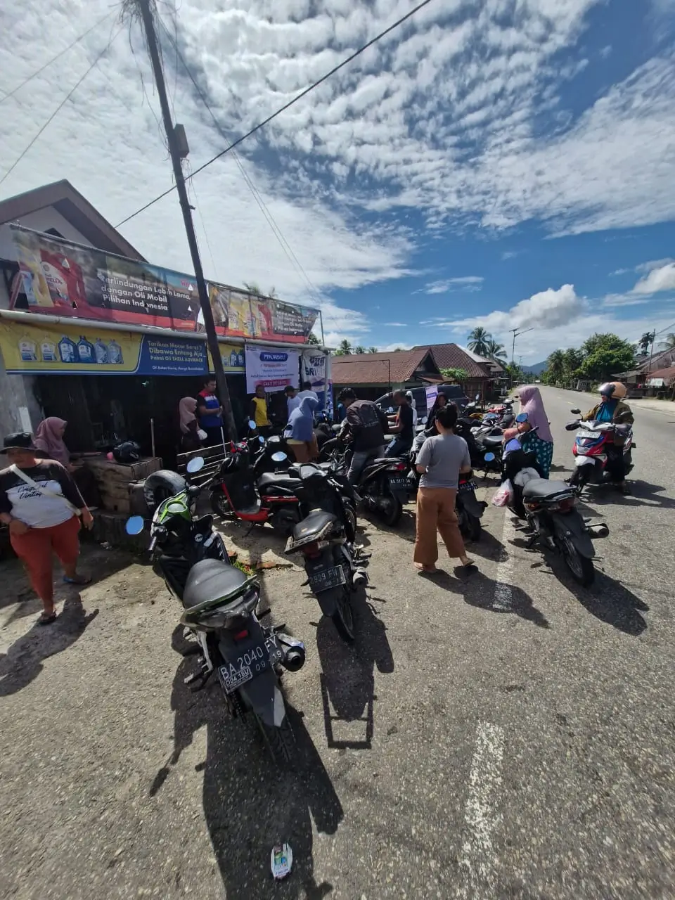 Pertamina Peduli Buka Layanan Ganti Oli Gratis untuk Warga Terdampak Banjir   Longsor di Sumatera