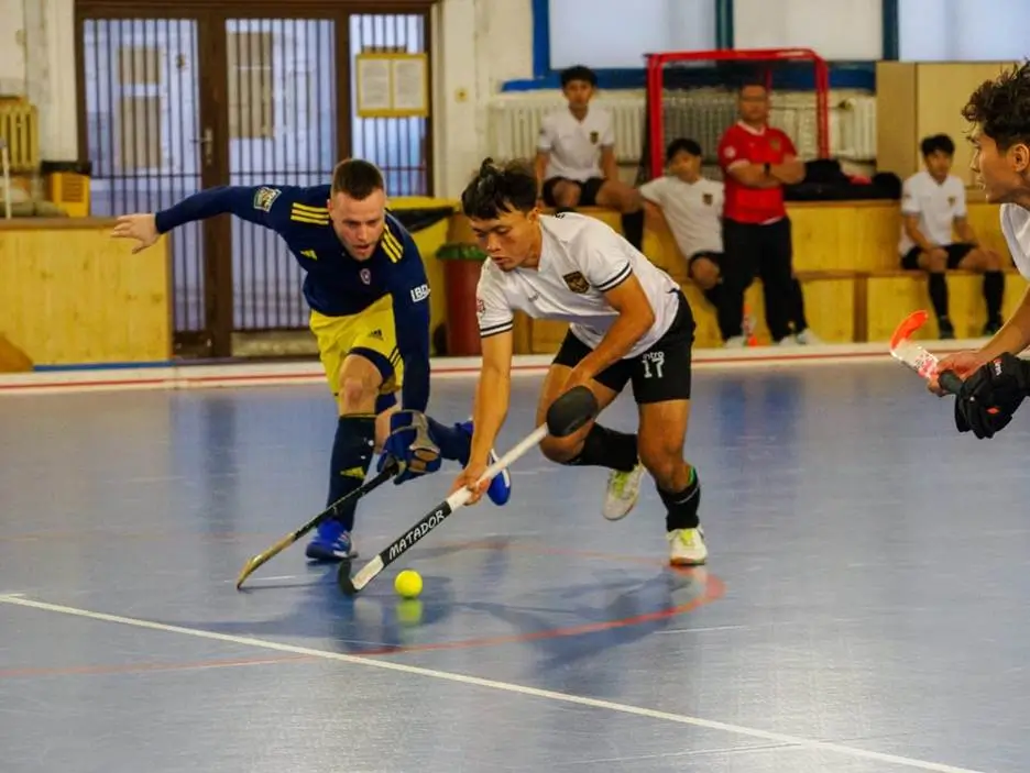 Adi Darmawan Anak Buruh Pabrik di Balik Medali Emas Timnas Hoki Indoor SEA Games 2025