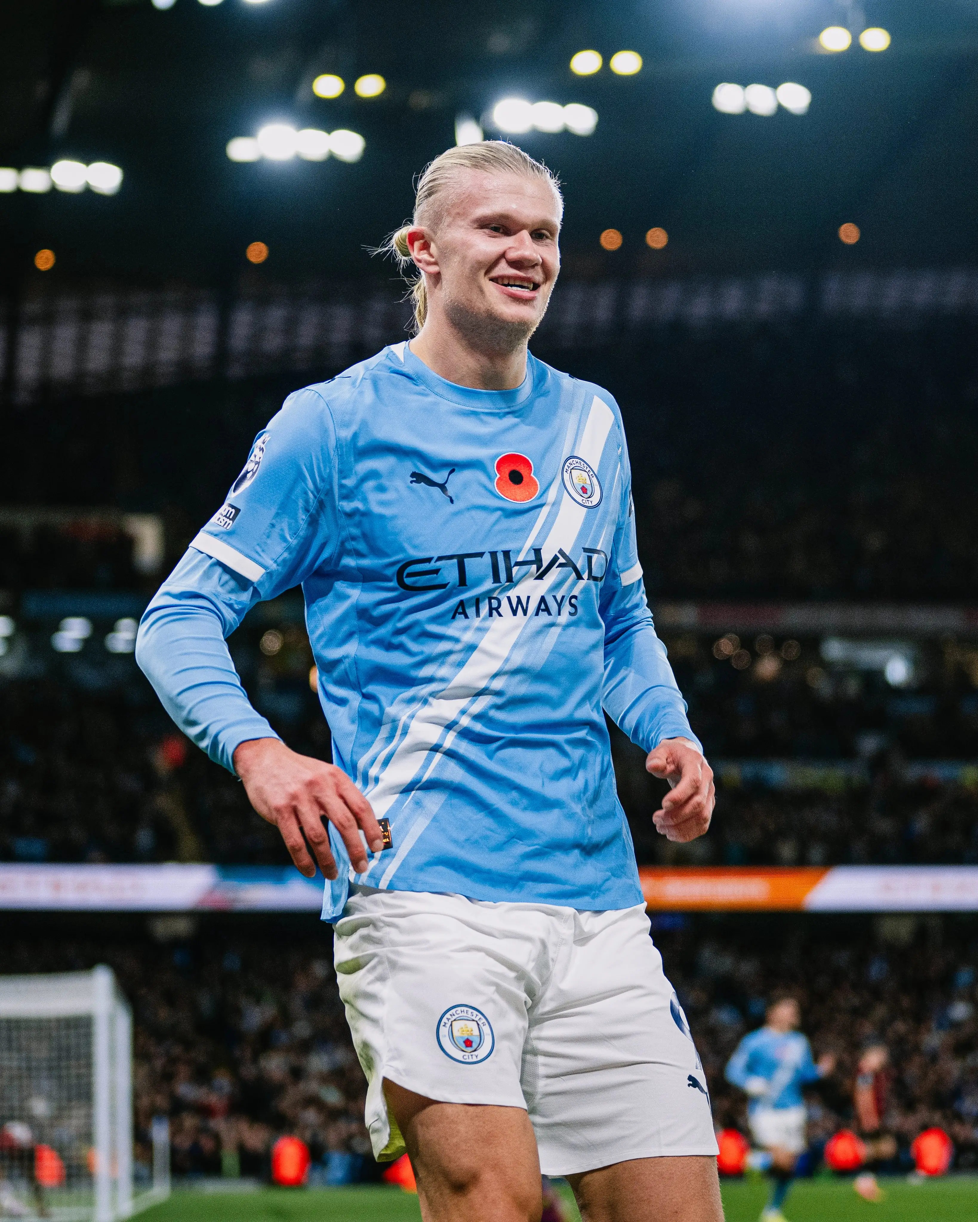 Erling  Robot  Haaland  Pemain Tercepat yang Cetak 100 Gol di Premier League